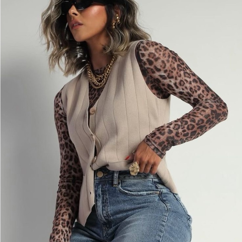La La Land Animal Print Mesh Size Medium - Women's Layering Top